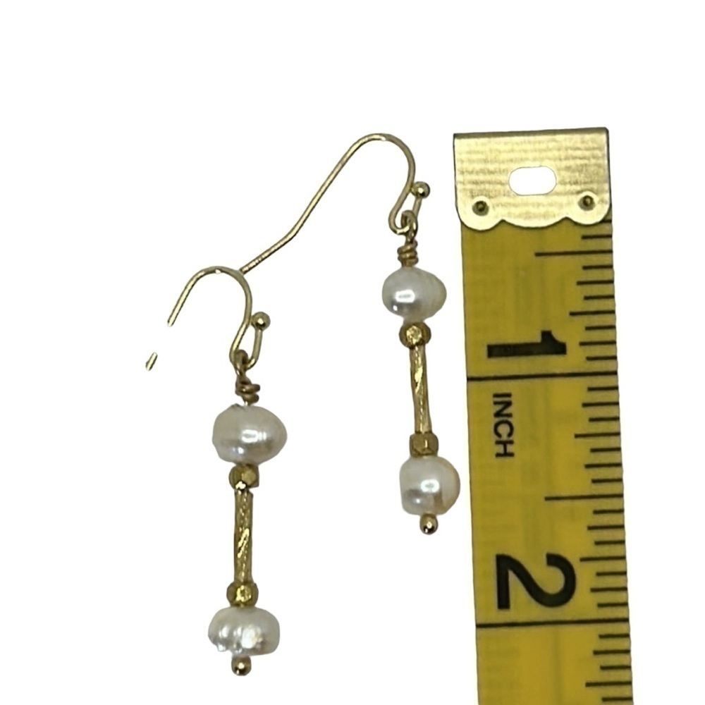 Handmade Freshwater Pearl Gold Tone Beaded Dangle Earrings - Picture 3 of 4